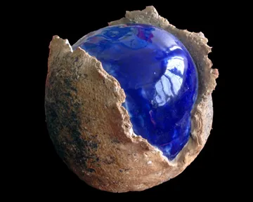 Bola